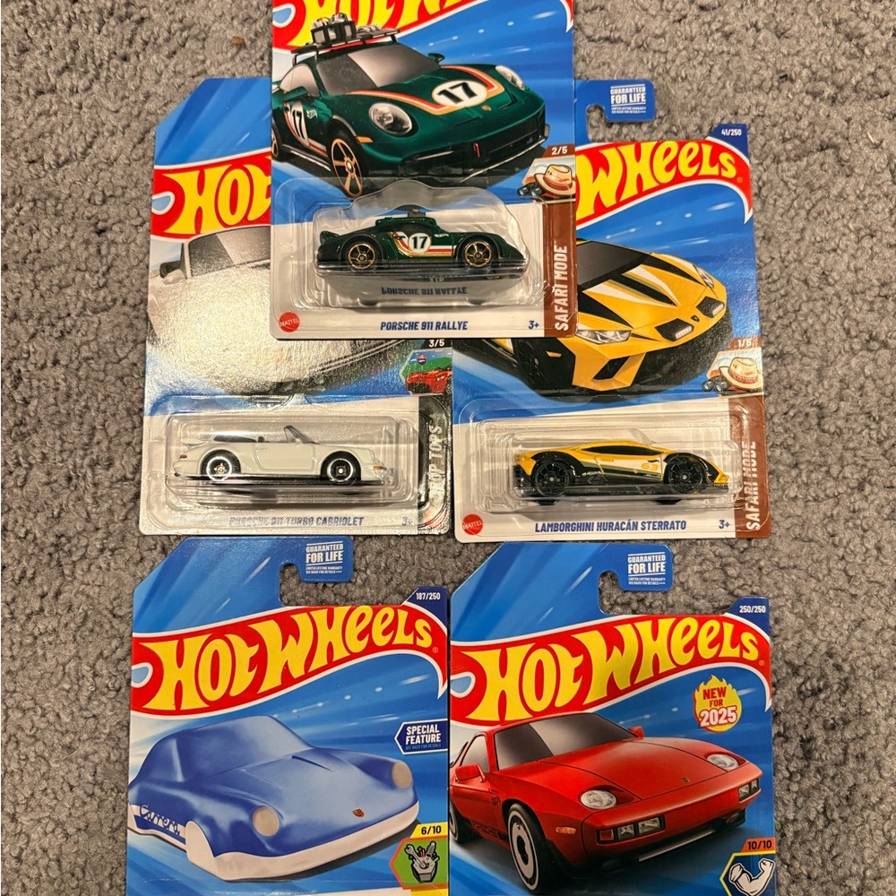 Hot Wheels Ferraris and Porsches lot of 10 - Picture 4 of 4